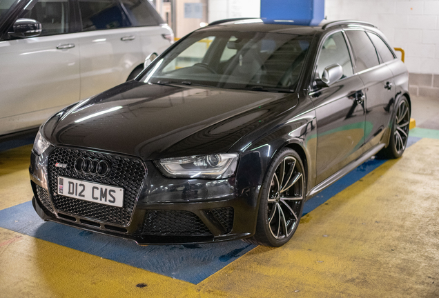 Audi RS4 Avant B8