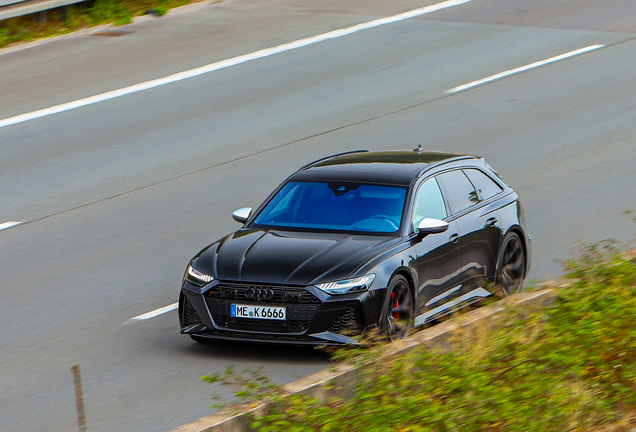 Audi RS6 Avant C8