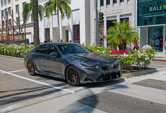 BMW M5 G90