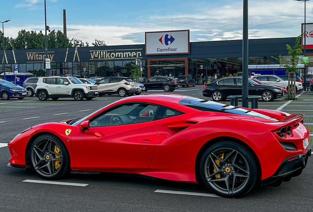 Ferrari F8 Tributo