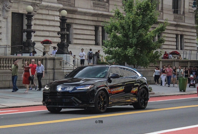 Lamborghini Urus Performante