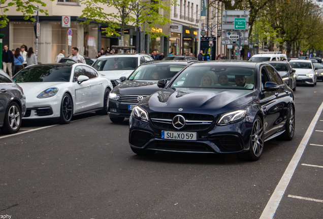 Mercedes-AMG E 63 S W213