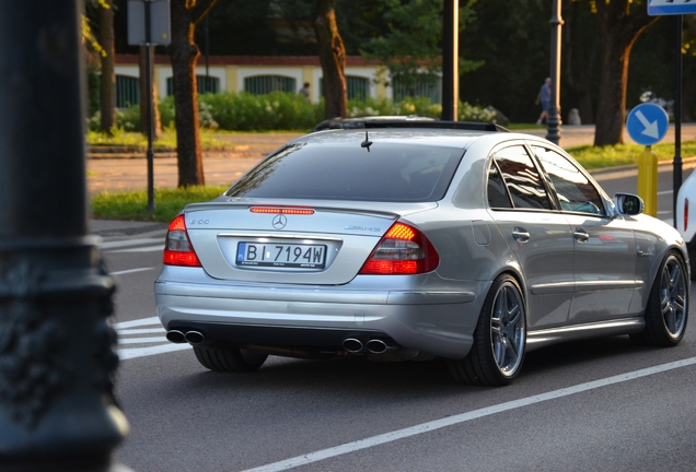 Mercedes-Benz E 55 AMG