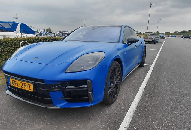 Porsche 972 Panamera Turbo E-Hybrid