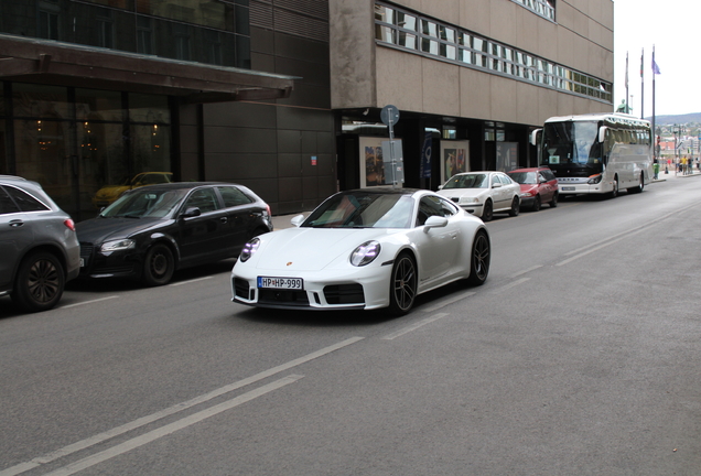 Porsche 992 Carrera S MkII