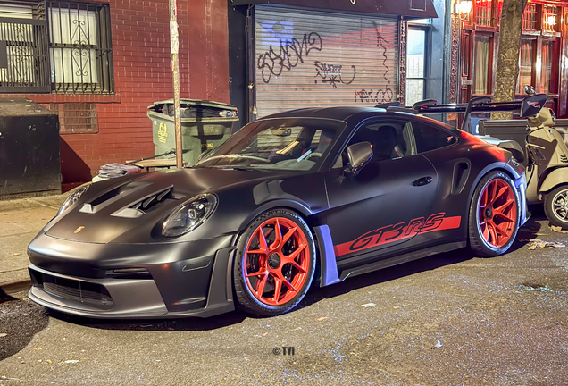 Porsche 992 GT3 RS MkI Weissach Package