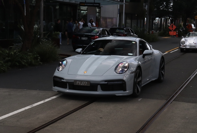 Porsche 992 Sport Classic