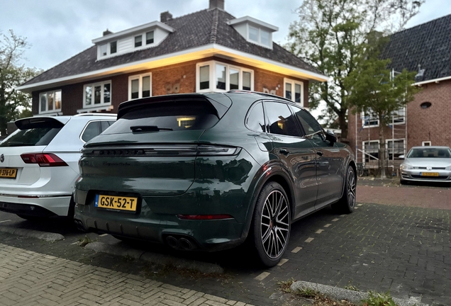 Porsche 9YA Cayenne Turbo E-Hybrid