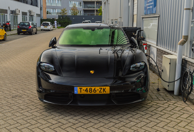 Porsche Taycan Turbo S MkI