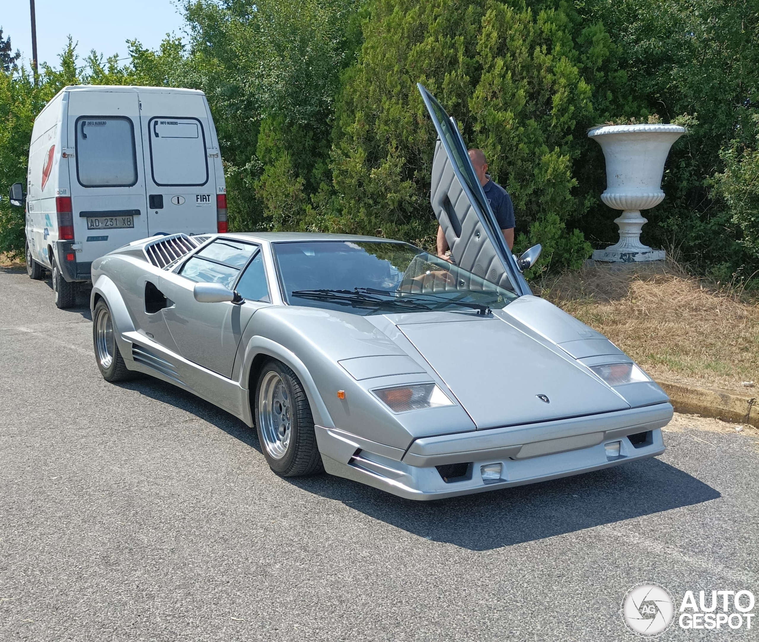 Lamborghini Countach 25th Anniversary