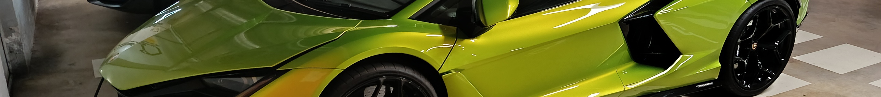 Lamborghini Revuelto