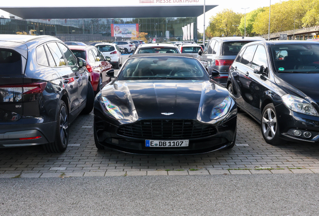 Aston Martin DB11