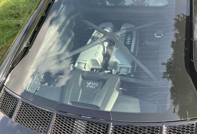 Audi R8 V10 Plus 2015
