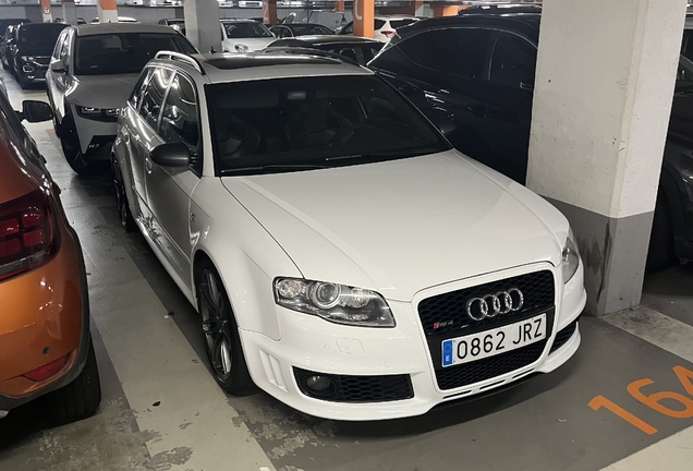 Audi RS4 Avant B7