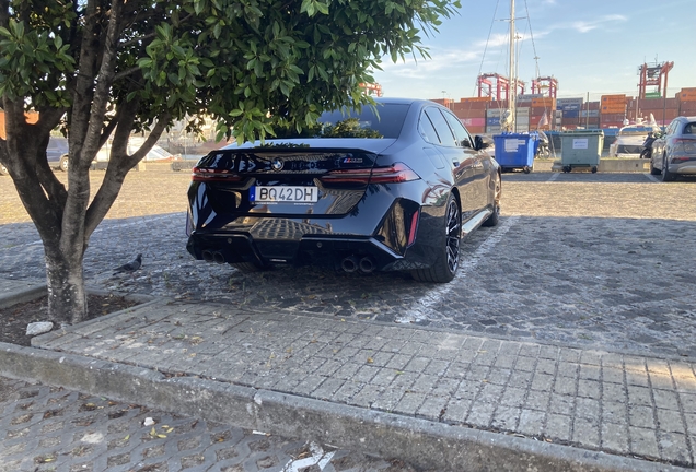 BMW M5 G90