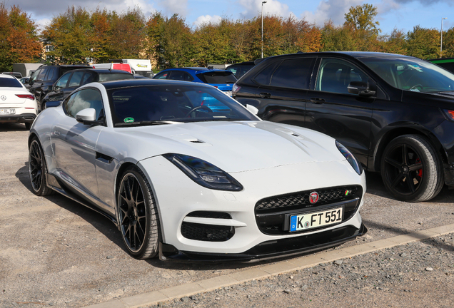 Jaguar F-TYPE R Coupé 2020