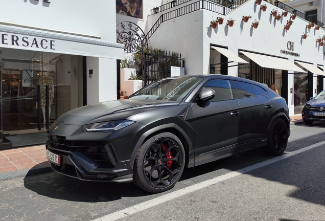 Lamborghini Urus Performante