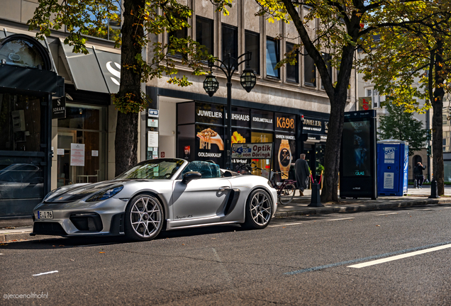 Porsche 718 Spyder RS Weissach Package