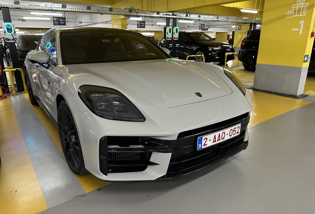Porsche 972 Panamera Turbo S E-Hybrid