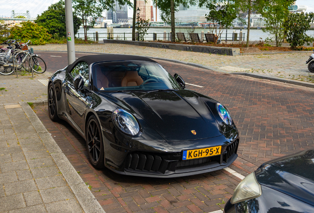 Porsche 992 Carrera 4 GTS Cabriolet MkII