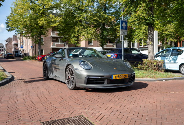 Porsche 992 Carrera 4S Cabriolet MkI