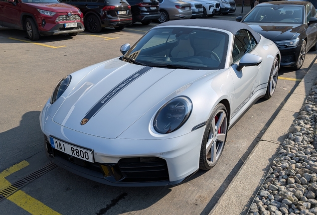 Porsche 992 Carrera S Cabriolet MkII