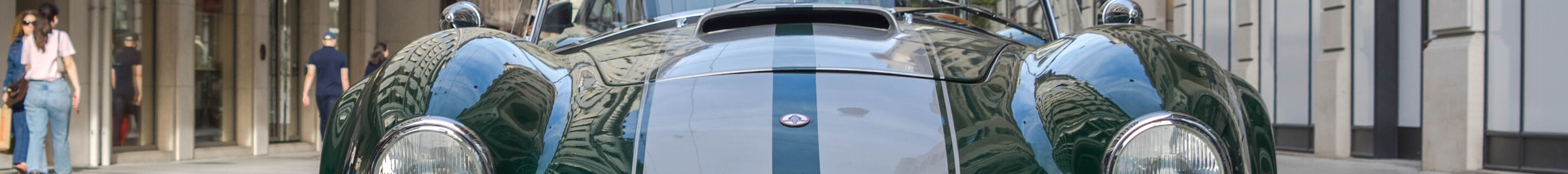 AC Cobra 427