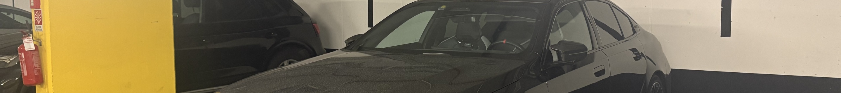 BMW M5 G90