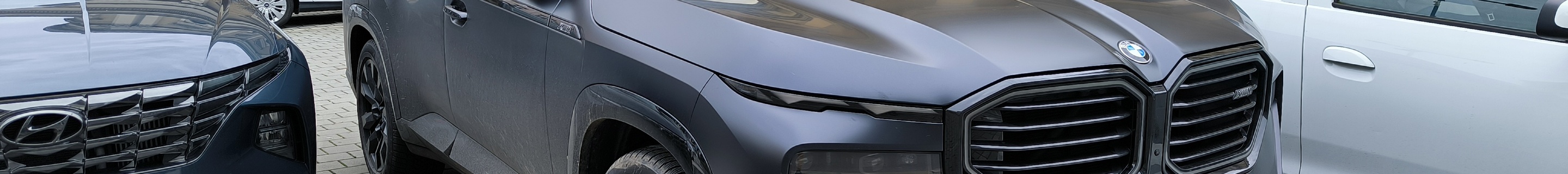 BMW XM G09