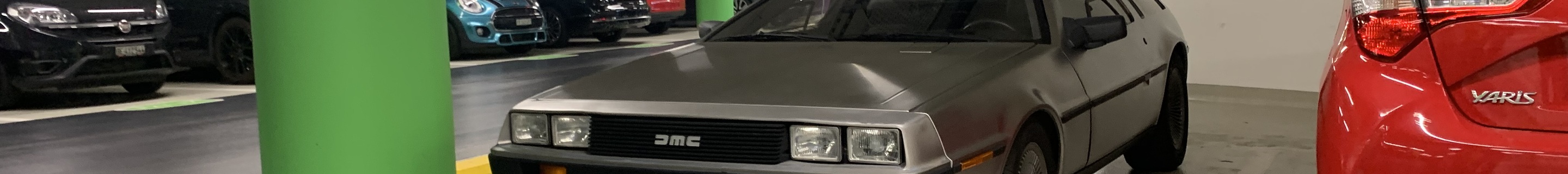 DeLorean DMC-12