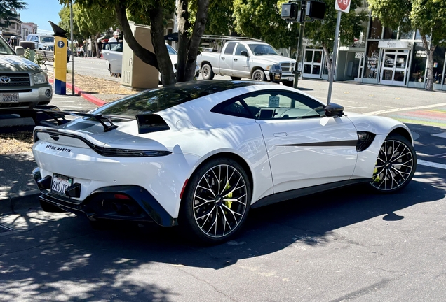 Aston Martin V8 Vantage Formula 1 Edition