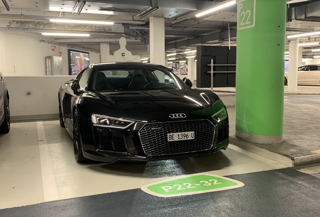 Audi R8 V10 Plus 2015