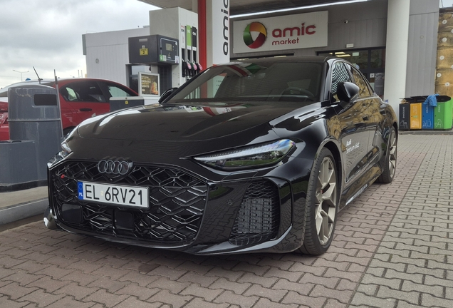 Audi RS5 Sedan B10