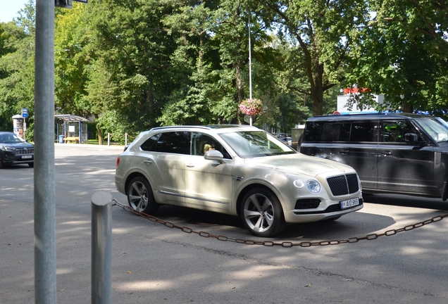 Bentley Bentayga V8