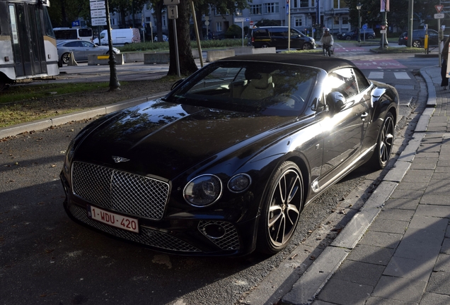 Bentley Continental GTC 2019 First Edition