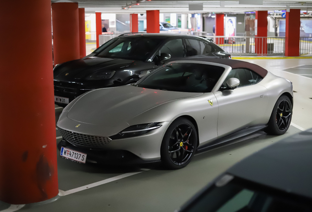 Ferrari Roma Spider