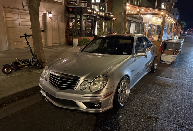 Mercedes-Benz E 63 AMG