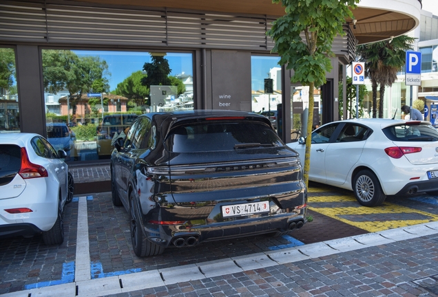 Porsche 9YA Cayenne GTS MkII