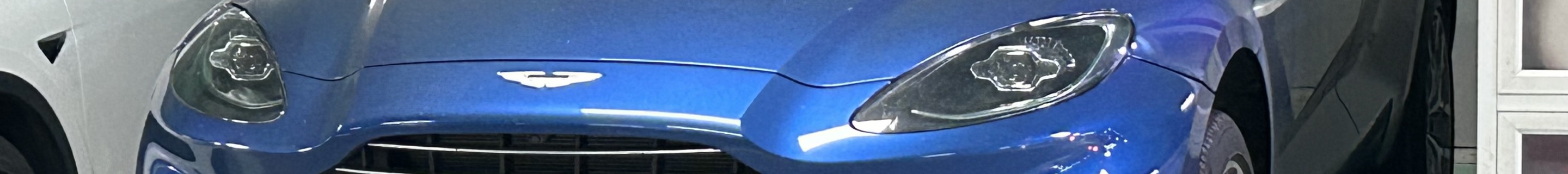 Aston Martin DBX