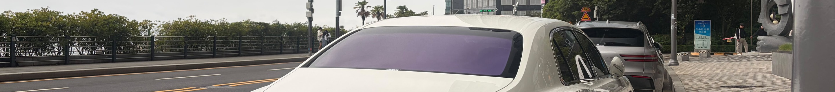 Bentley Flying Spur V8