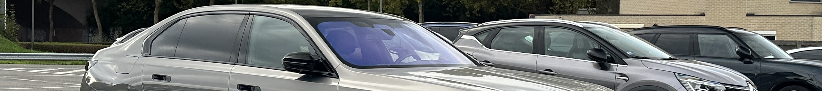 BMW M760e xDrive