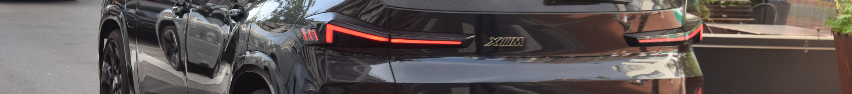BMW XM G09