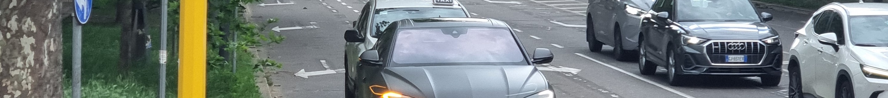 Lamborghini Urus SE