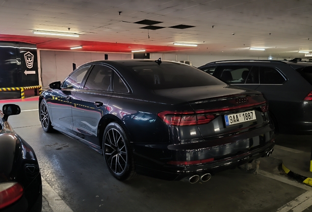 Audi S8 D5