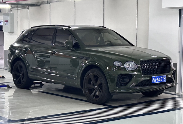 Bentley Bentayga EWB