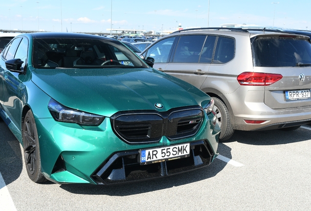BMW M5 G90