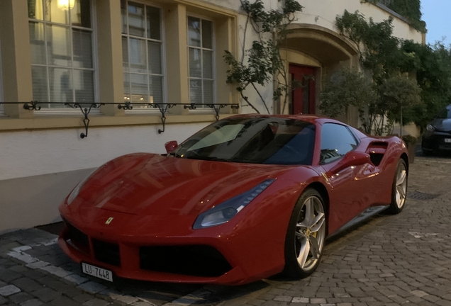 Ferrari 488 Spider