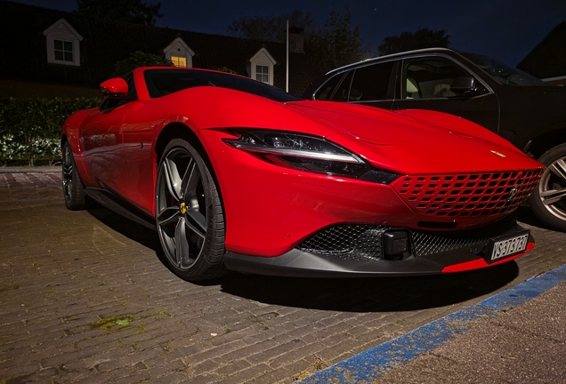 Ferrari Roma Spider