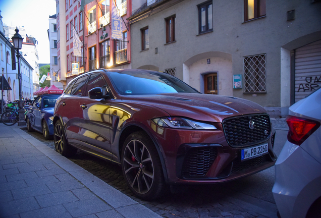 Jaguar F-PACE SVR 2021