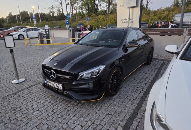 Mercedes-AMG CLA 45 C117 Yellow Night Edition